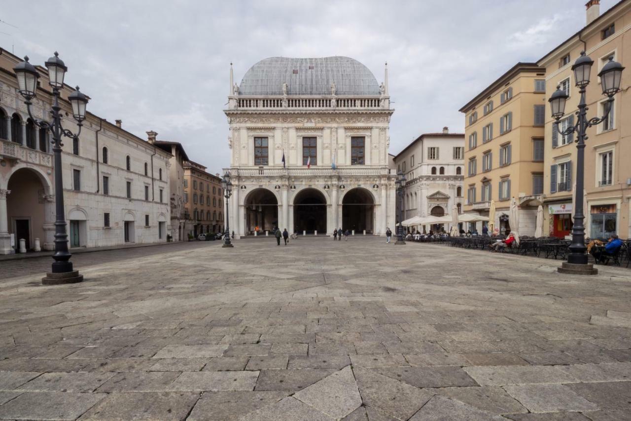 Locanda Delle Mercanzie Brescia Exterior foto