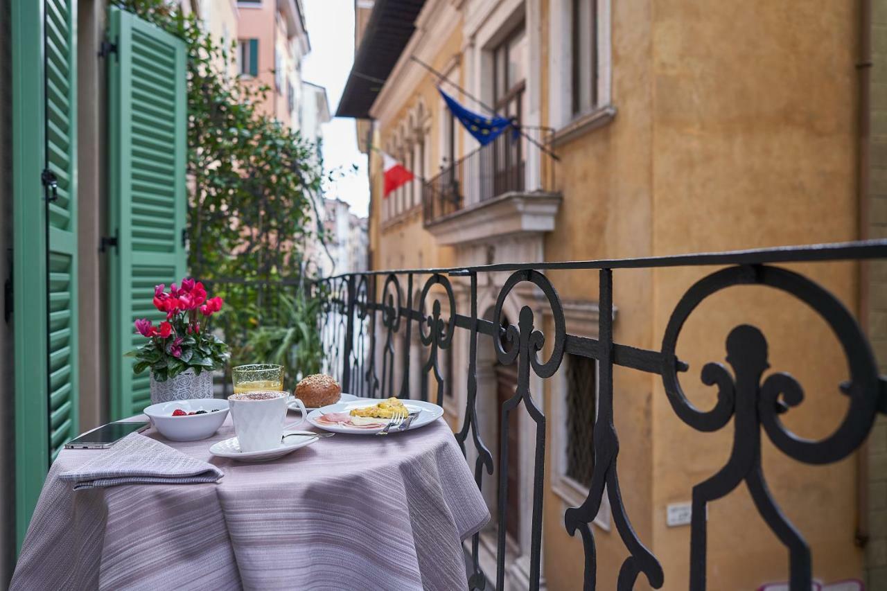 Locanda Delle Mercanzie Brescia Exterior foto